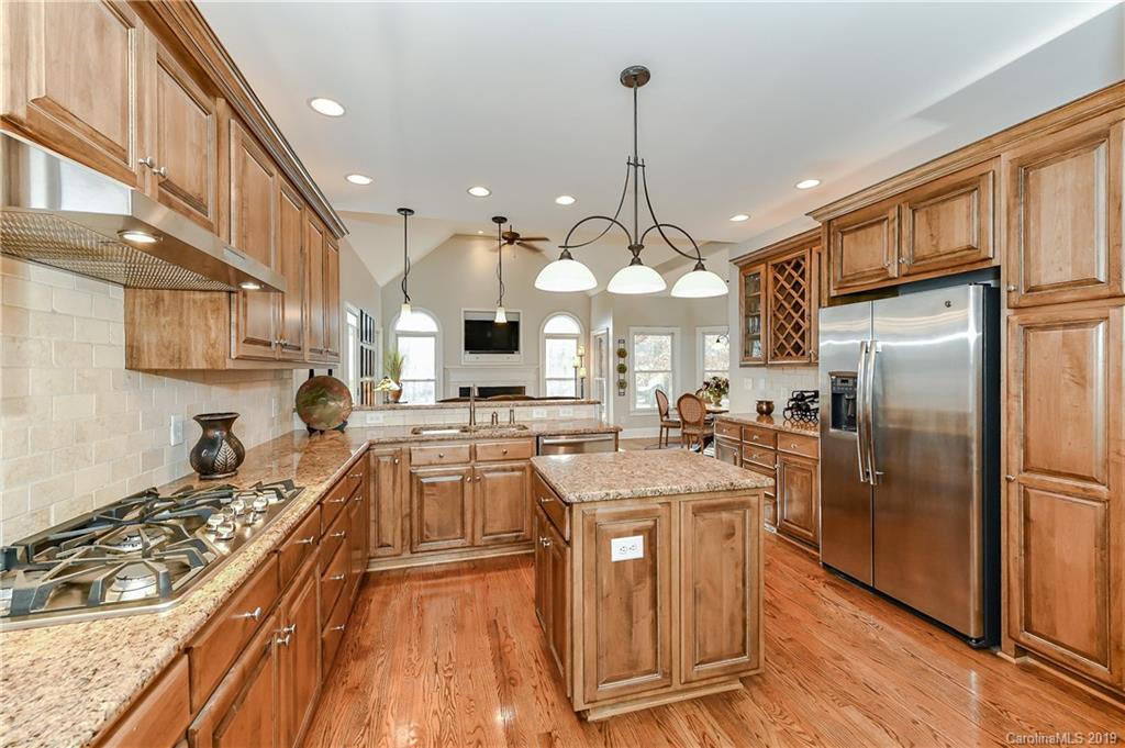 5944 Johnson Road Clover, SC 29710 - Photo 8 of 36