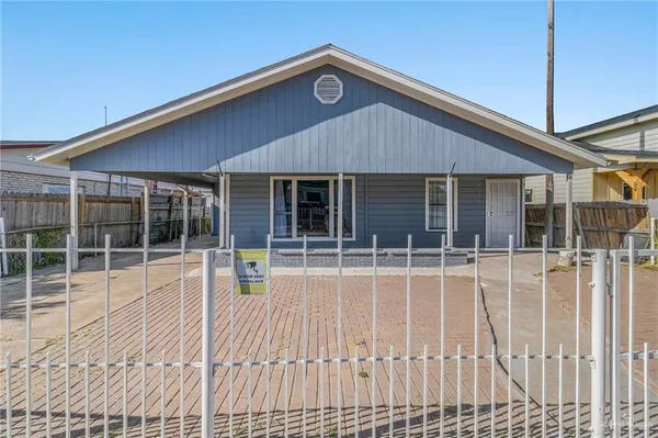 $1,200 | 2129 Newport Avenue West, McAllen, TX 78501