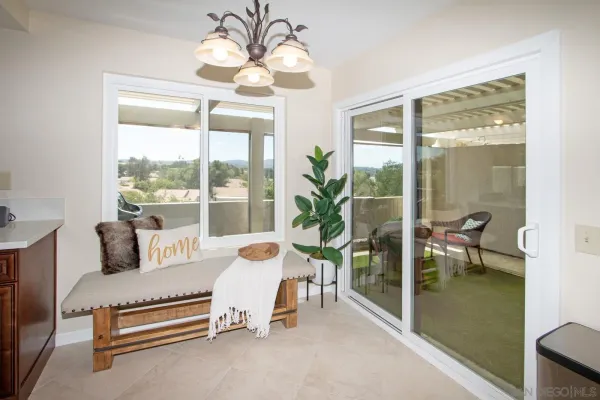 $880,000 | 12733 Via Nasca, San Diego, CA 92128