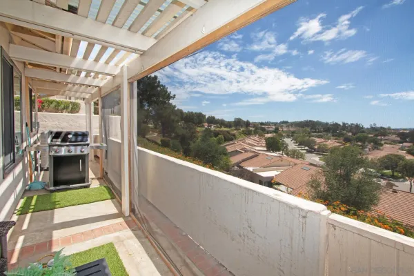 $880,000 | 12733 Via Nasca, San Diego, CA 92128