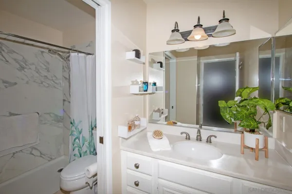 $880,000 | 12733 Via Nasca, San Diego, CA 92128
