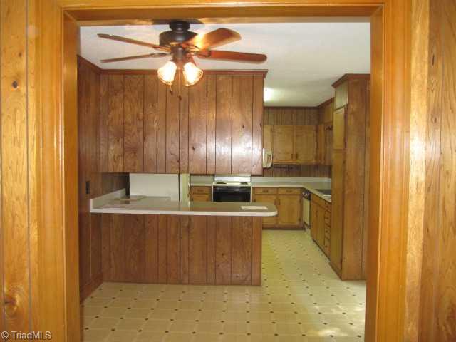 3624 Plum Tree Road Climax, NC 27233 - Photo 6 of 16 Kitchen.