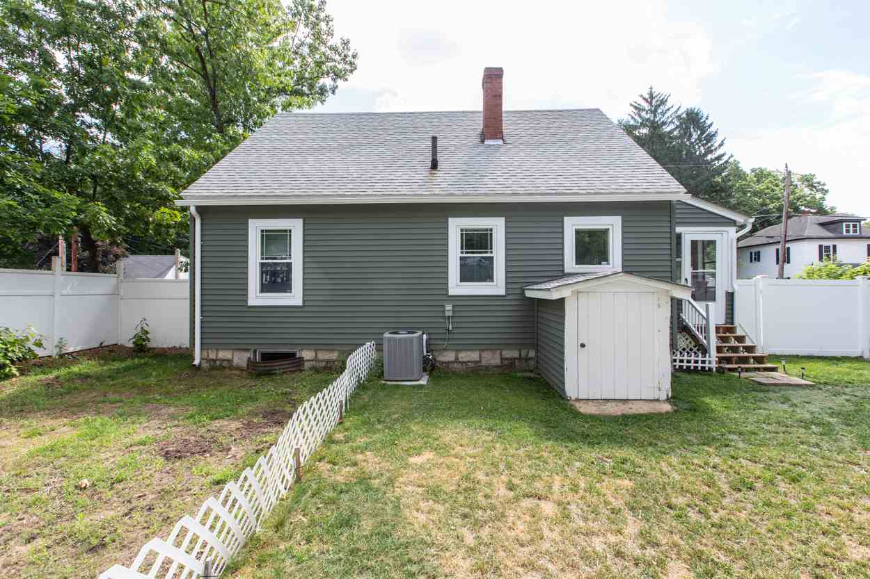 137 Rochelle Avenue Manchester, NH 03102 - Photo 31 of 33 Gallery Image 31