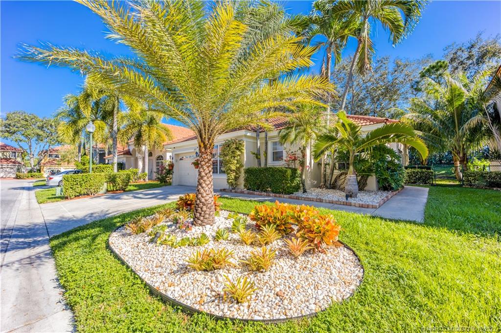 1058 Aspri Way Riviera Beach, FL 33418 - Photo 3 of 24 Gallery Image 3