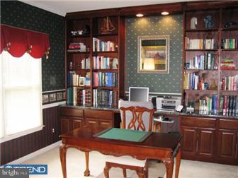 87 Brooks Road Moorestown, NJ 08057 - Photo 5 of 8 Library