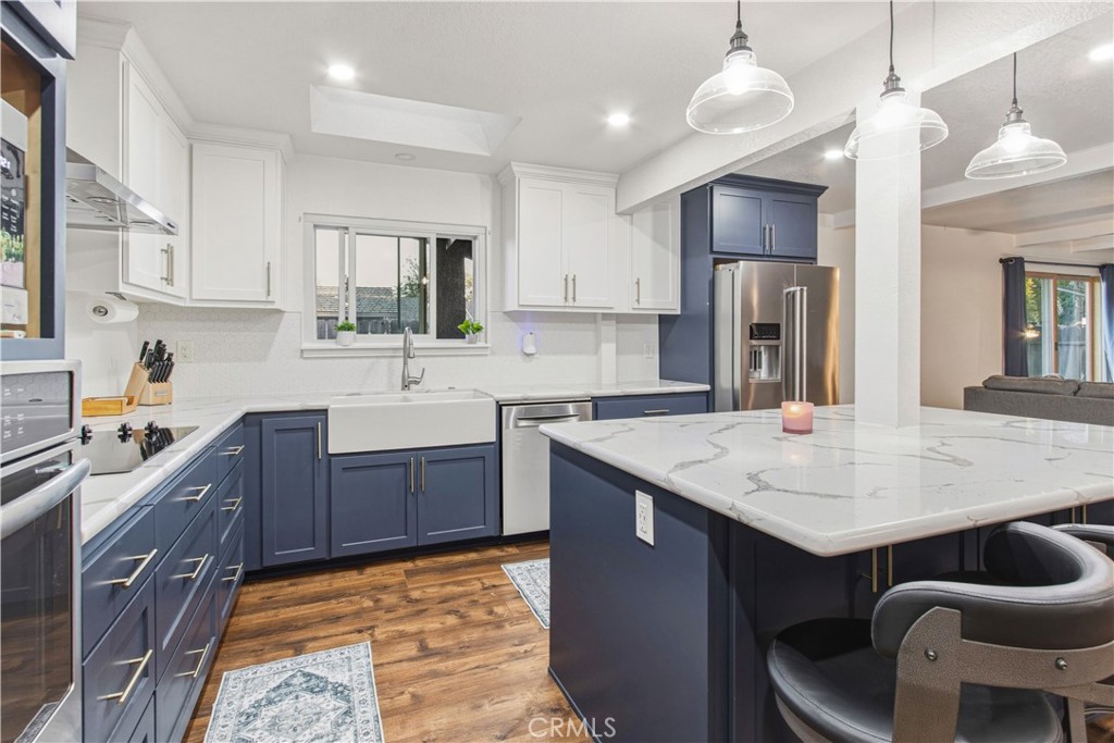 1908 Chelwood Way Modesto, CA 95355 - Photo 5 of 54 Kitchen