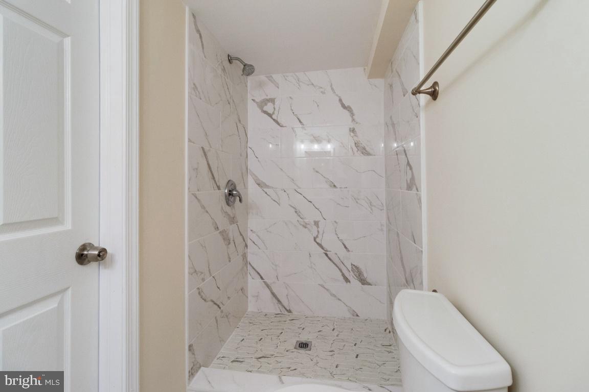 1666 Thetford Road Baltimore, MD 21286 - Photo 7 of 13