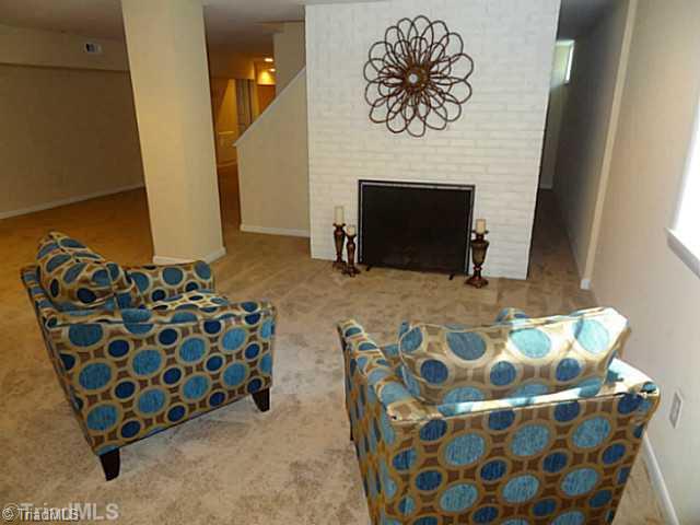 7936 Grapevine Road Lewisville, NC 27023 - Photo 9 of 16 Den/Family/Great Room.