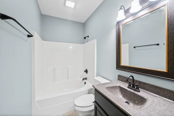 $1,850 | 632 White Face Drive, Clarksville, TN 37040