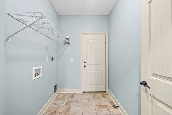 $1,850 | 632 White Face Drive, Clarksville, TN 37040