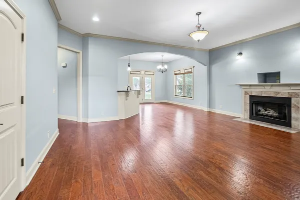 $1,850 | 632 White Face Drive, Clarksville, TN 37040