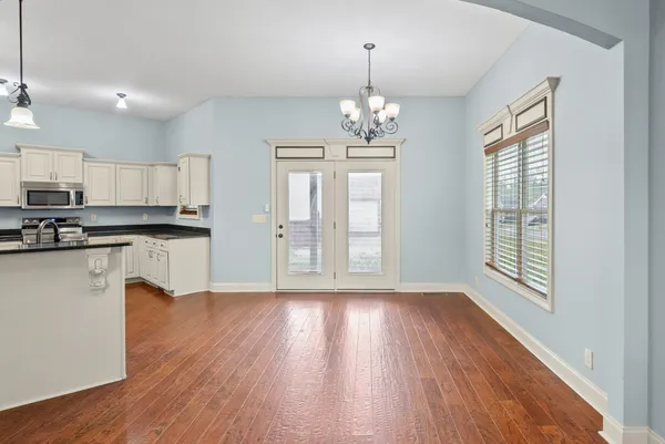 $1,850 | 632 White Face Drive, Clarksville, TN 37040