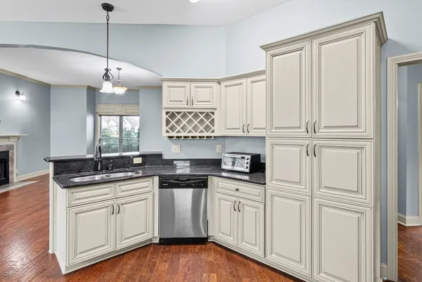 $1,850 | 632 White Face Drive, Clarksville, TN 37040