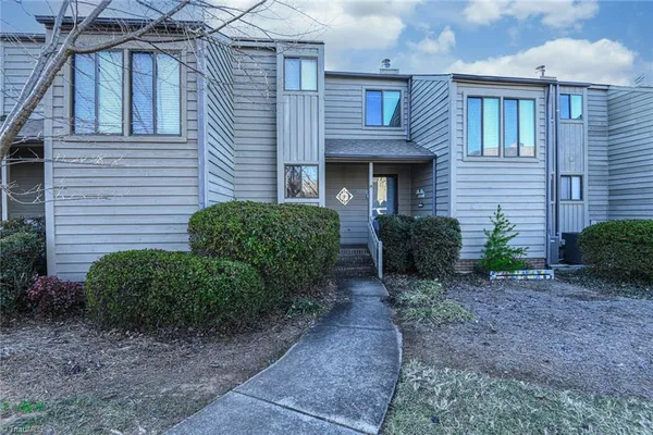 $265,000 | 2429 Cypress Court, High Point, NC 27265