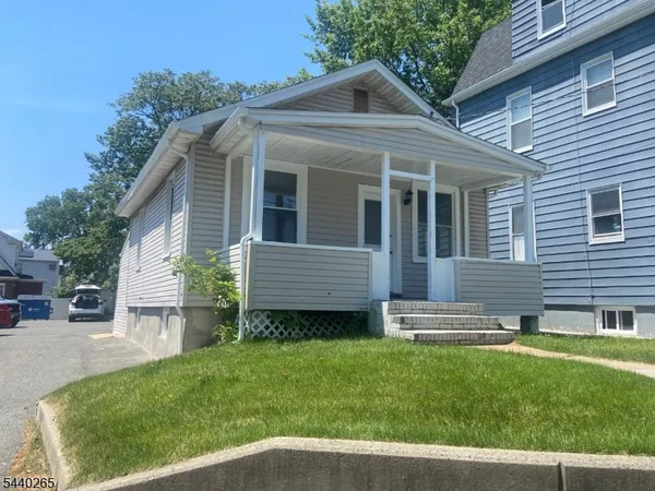 $2,300 | 1262 Liberty Avenue, Hillside, NJ 07205