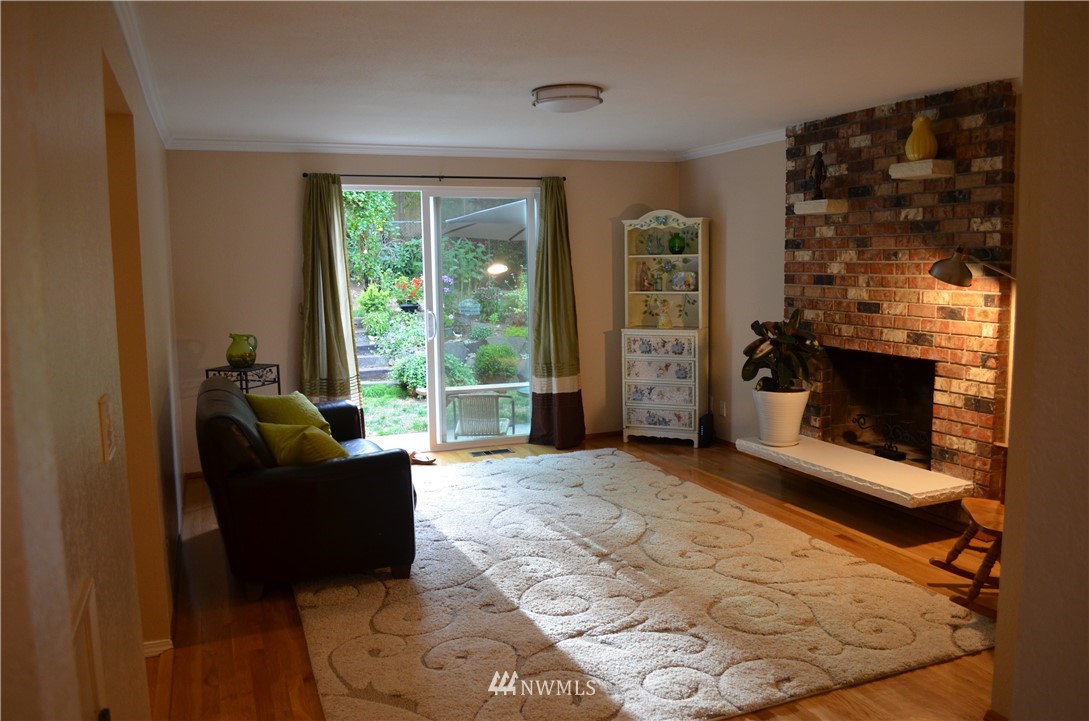 19231 92nd Avenue Northeast Bothell, WA 98011 - Photo 17 of 24 Gallery Image 17