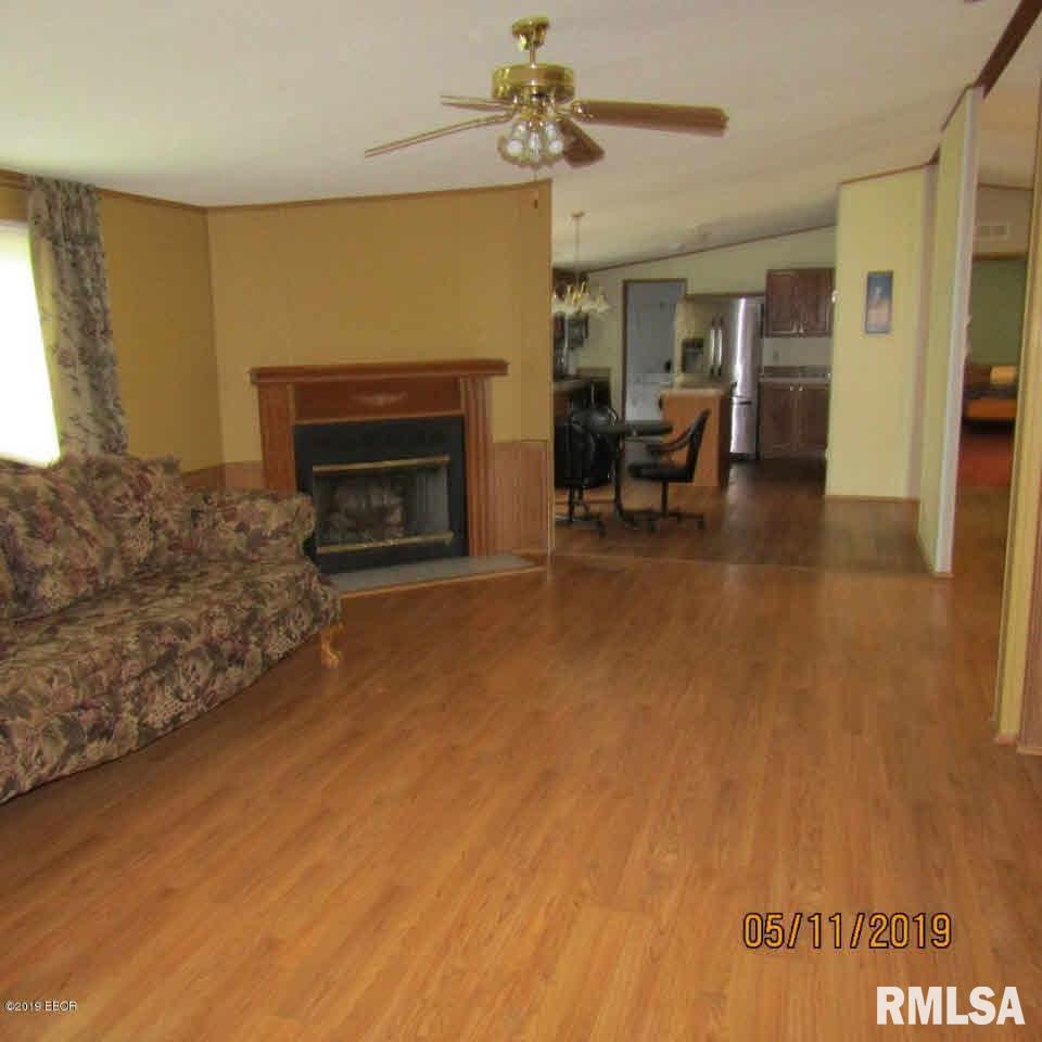11377 Husband Road Marion, IL 62959 - Photo 4 of 22 Gallery Image 4