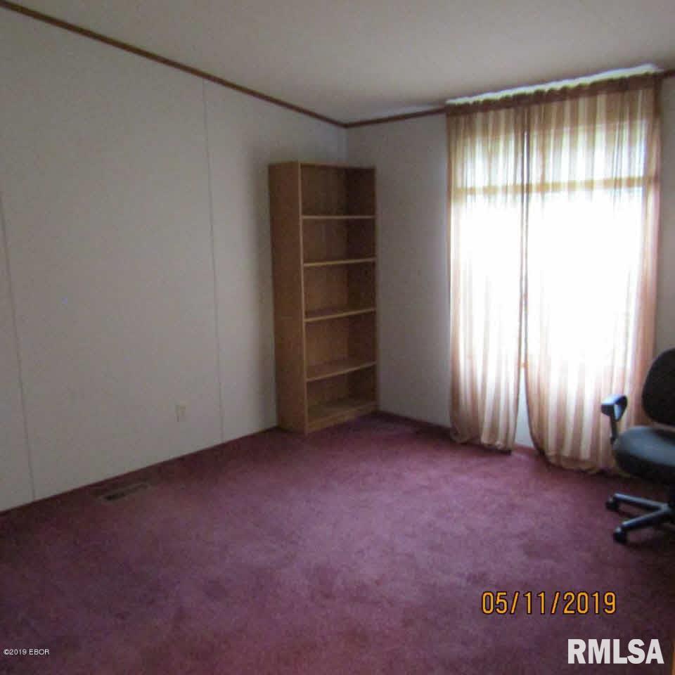 11377 Husband Road Marion, IL 62959 - Photo 10 of 22 Gallery Image 10