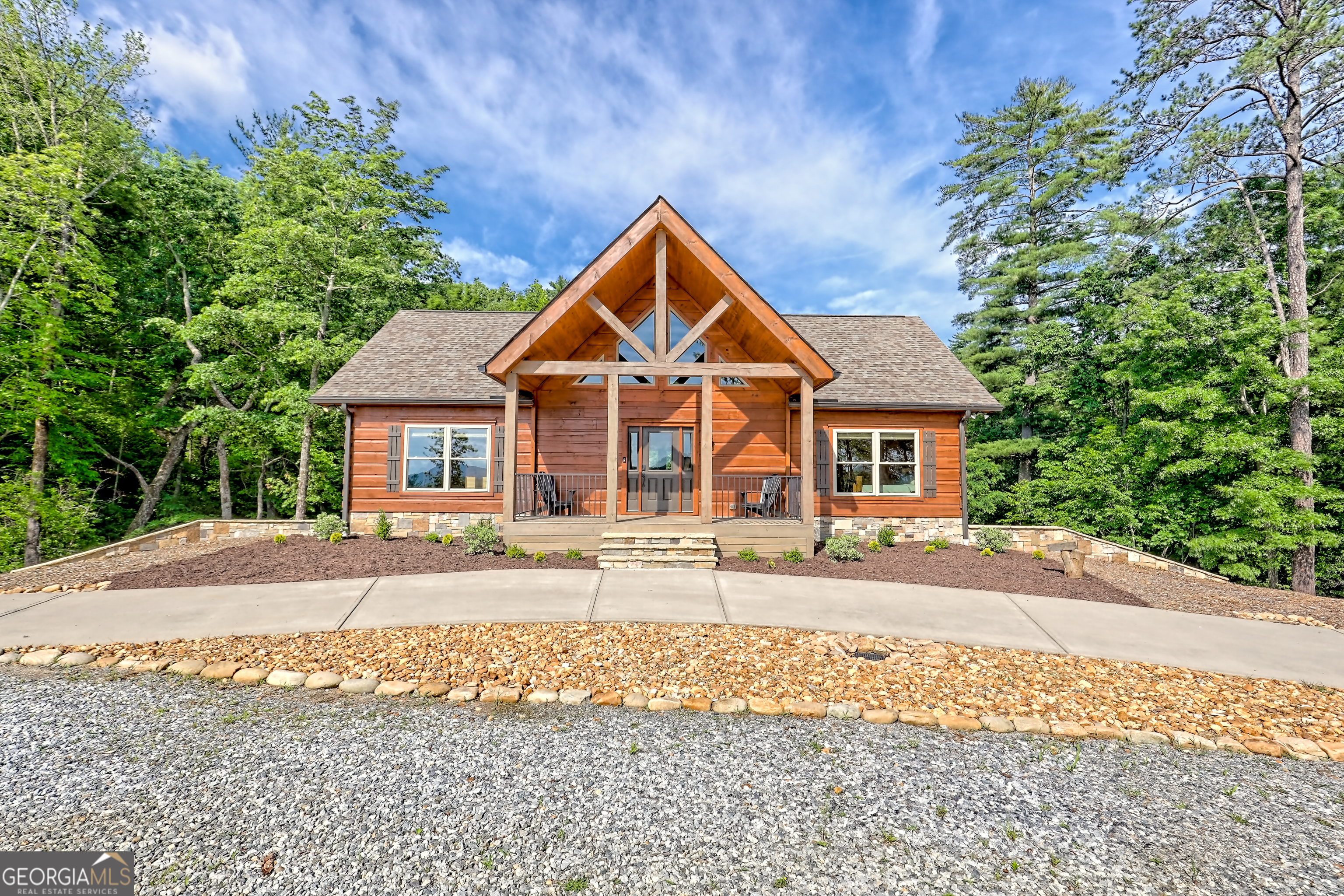 117 Ivy Rdg Way Clarkesville, GA 30523 - Photo 84 of 84 a front view of a house with a yard
