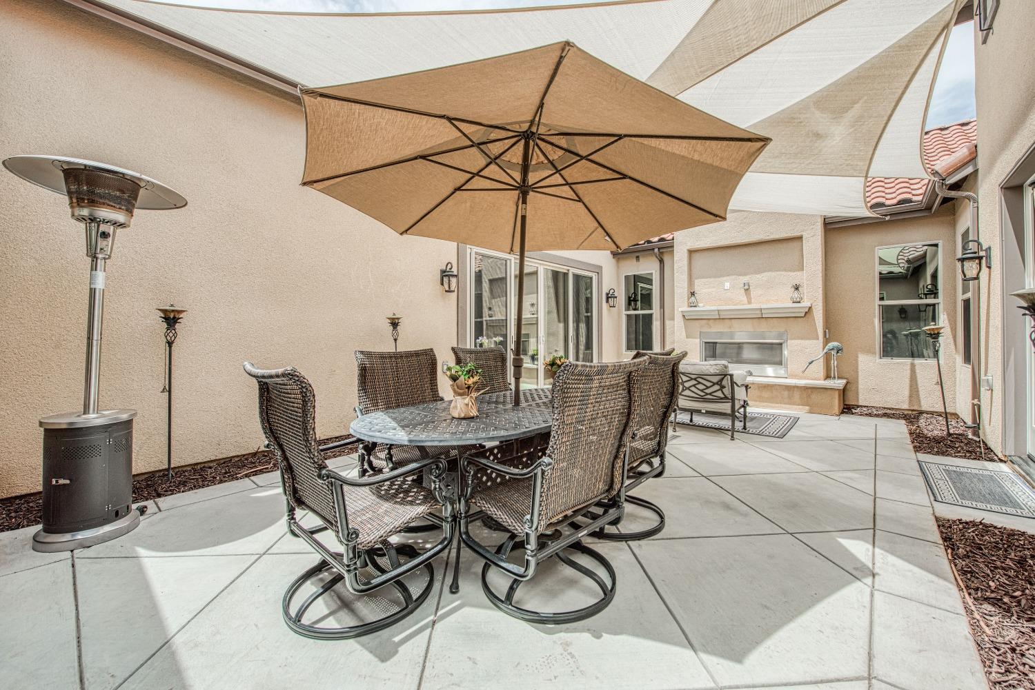 1632 North De Wolf Avenue Clovis, CA 93619 - Photo 26 of 80 a view of an outdoor space with furniture