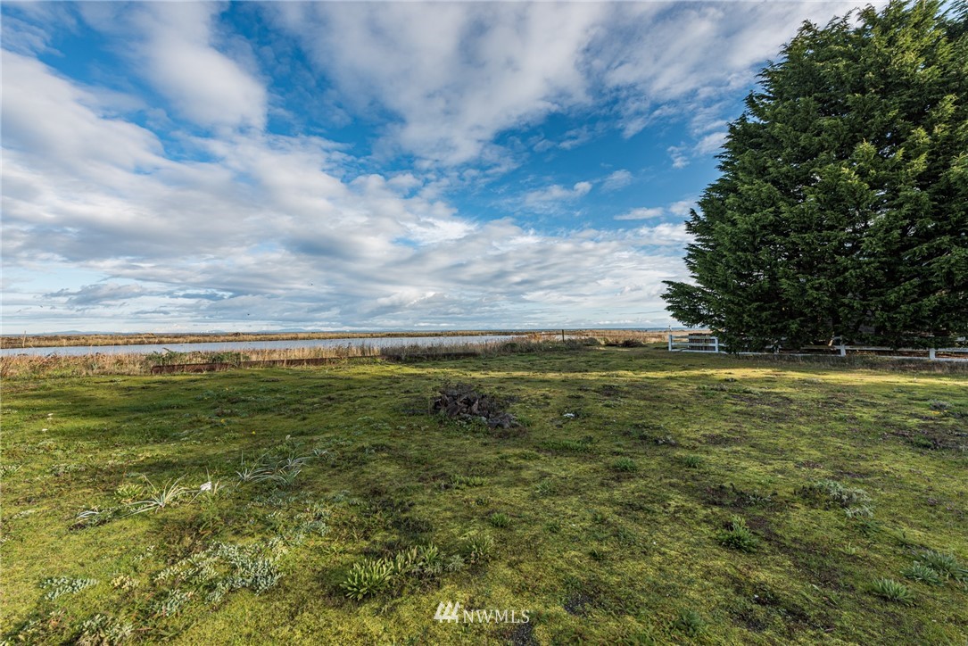 191 3 Crabs Road Sequim, WA 98382 - Photo 2 of 21
