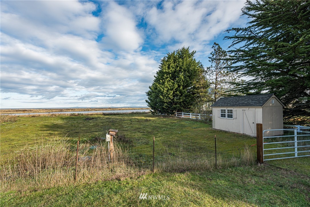 191 3 Crabs Road Sequim, WA 98382 - Photo 3 of 21