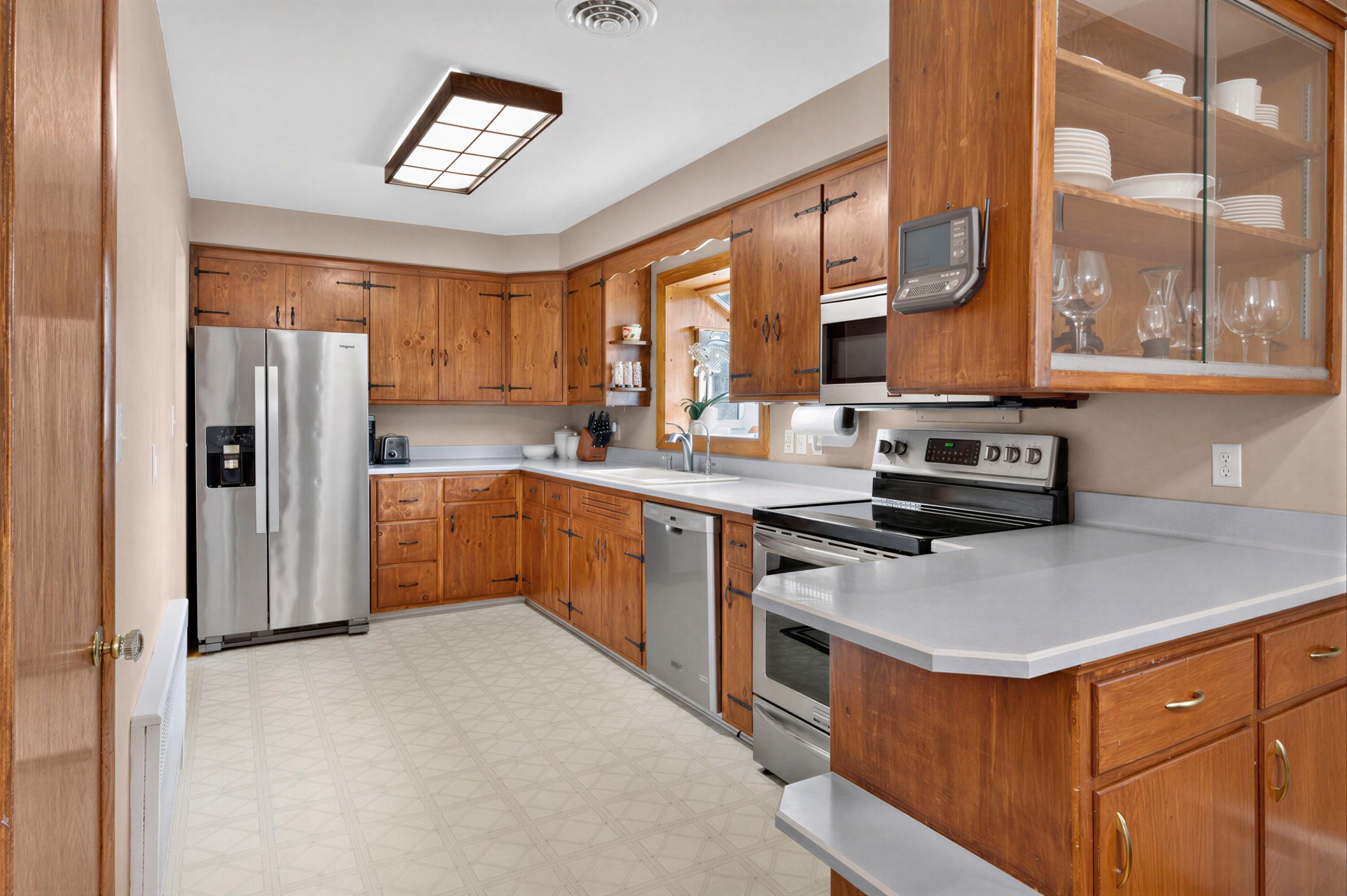 5106 Columbia Road Cedarburg, WI 53012 - Photo 13 of 42 DSC05150