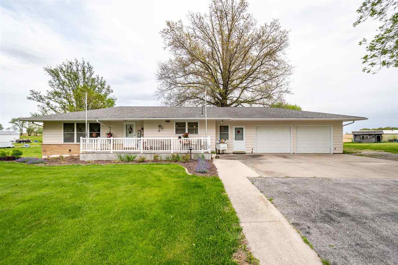 1419 Angle Road Southwest Kalona, IA 52247 - Photo 1 of 37 Gallery Image 1