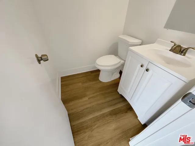 $620,000 | 700 West La Veta Avenue, Unit H7, Orange, CA 92868