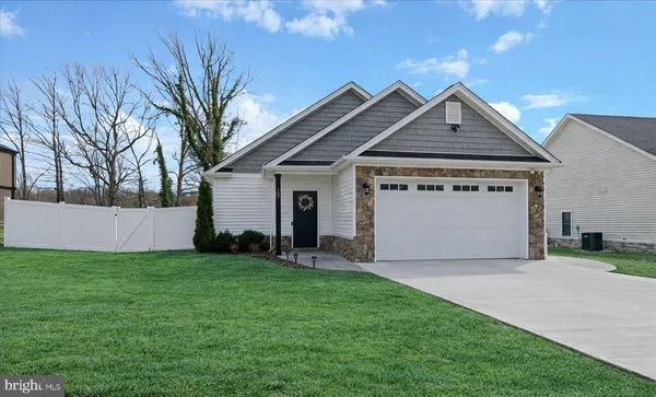 $409,000 | 153 Emberly Court, Lynchburg, VA 24502