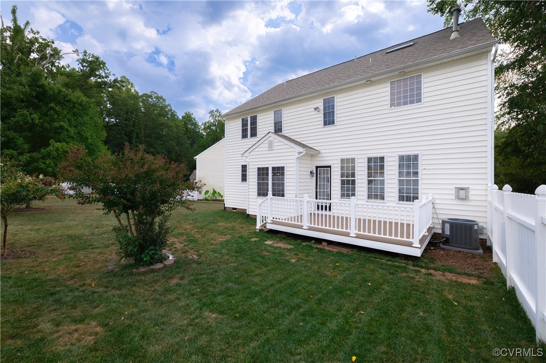 9500 Meadowview Road Henrico, VA 23294 - Photo 9 of 49 a front view of a house with a garden
