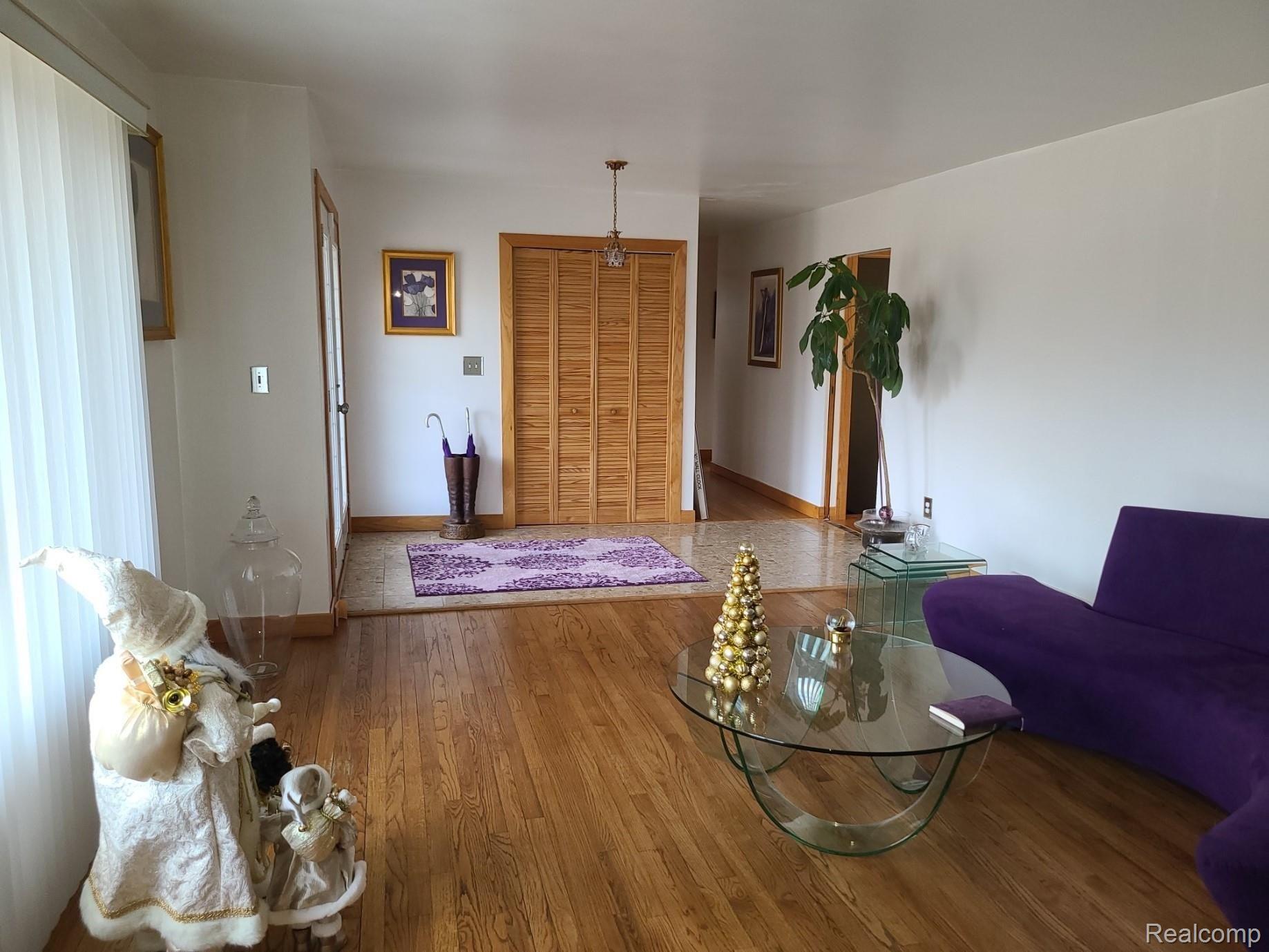 26183 Florence Street Inkster, MI 48141 - Photo 8 of 49 13.jpg