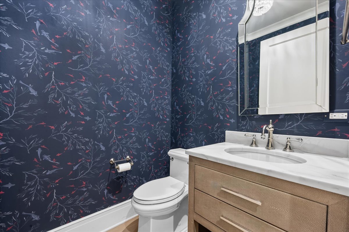 727 North McKinley Road, Unit 100 Lake Forest, IL 60045 - Photo 30 of 37 Gallery Image 30