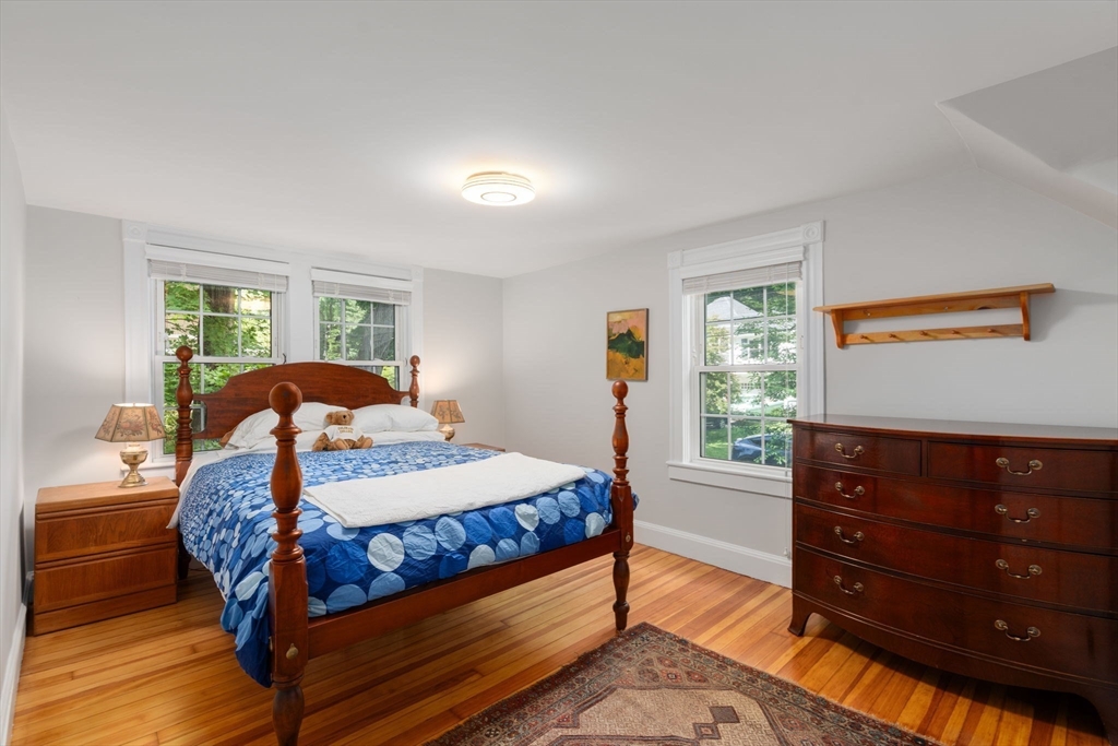 8 Avon Road Wellesley, MA 02482 - Photo 16 of 28