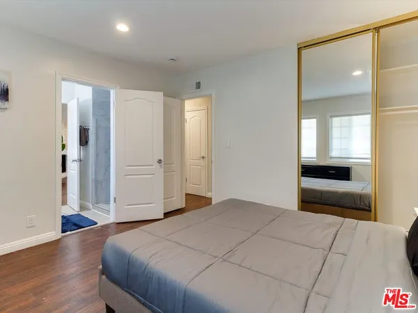 $5,749 | 23109 Mariano Street, Woodland Hills, CA 91367