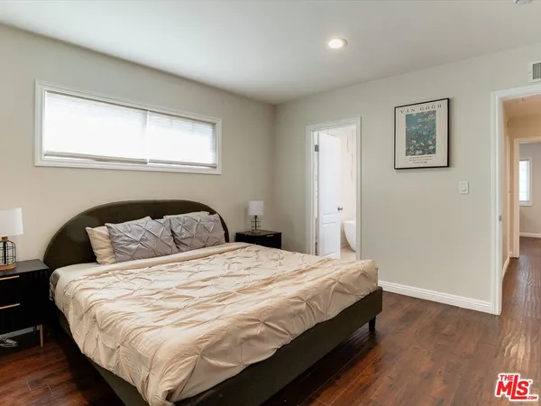 $5,749 | 23109 Mariano Street, Woodland Hills, CA 91367