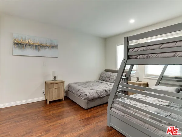 $5,749 | 23109 Mariano Street, Woodland Hills, CA 91367