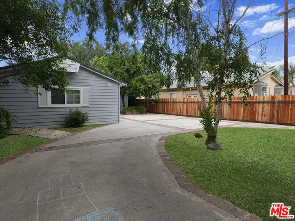 $5,749 | 23109 Mariano Street, Woodland Hills, CA 91367