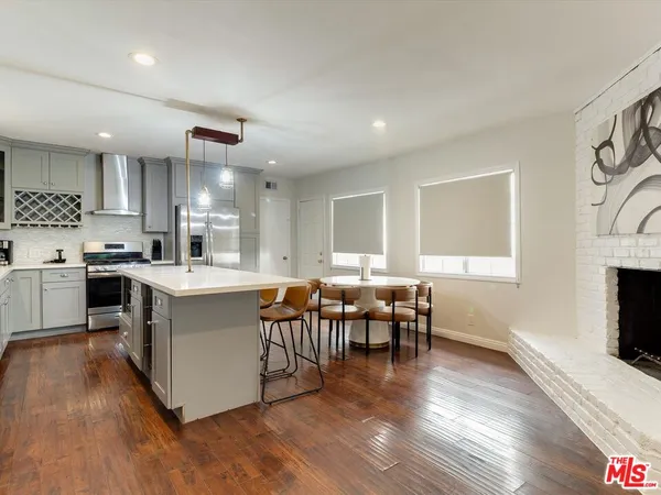 $5,749 | 23109 Mariano Street, Woodland Hills, CA 91367