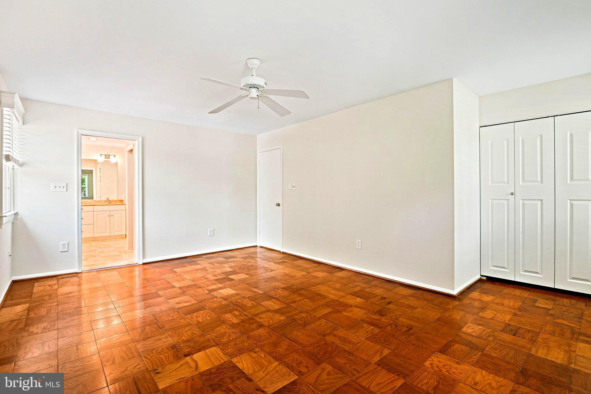 11311 Handlebar Road Reston, VA 20191 - Photo 50 of 78 Ensuite Bath!