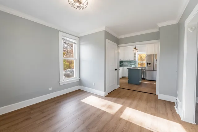 $360,000 | 702 East Side Drive, Geneva, IL 60134