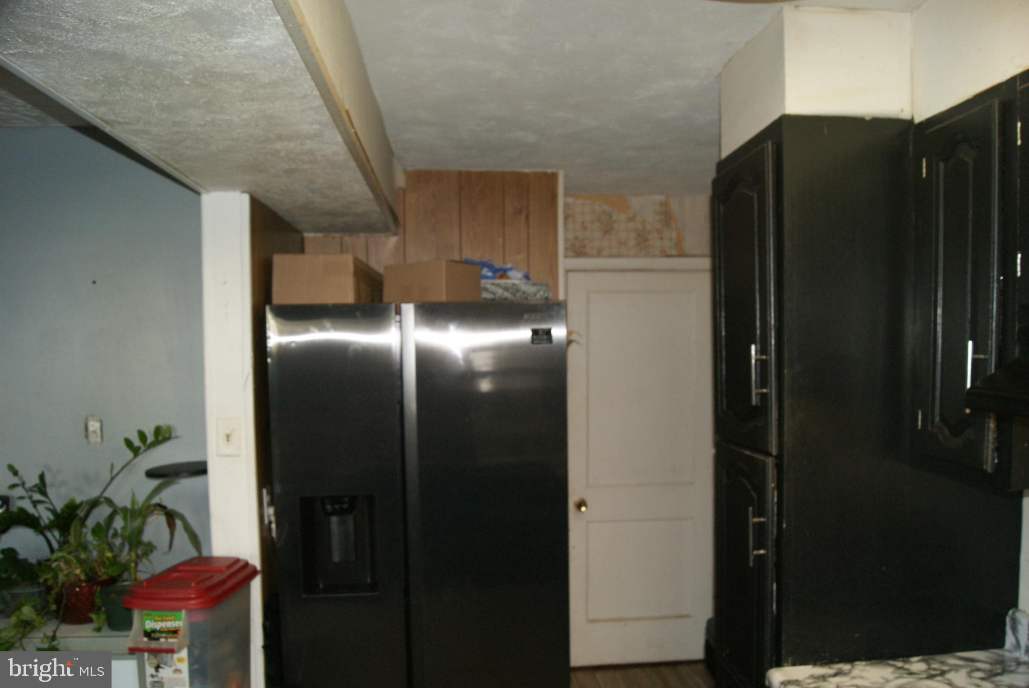 735 Grant Road Folcroft, PA 19032 - Photo 24 of 57 Modern kitchen with sleek appliances.
