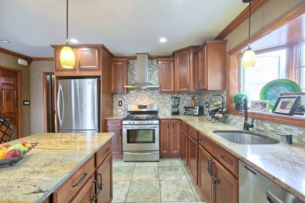 71 Inman Street Lawrence, MA 01843 - Photo 18 of 28 Gallery Image 18