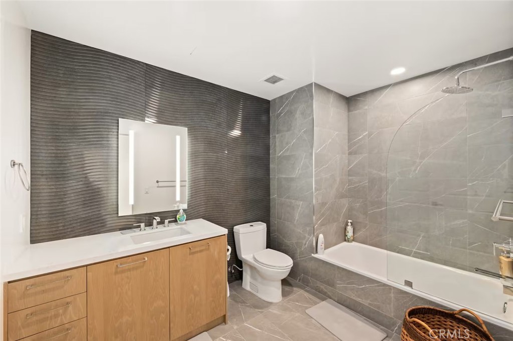 400 South Broadway, Unit 1601 Los Angeles, CA 90013 - Photo 15 of 27