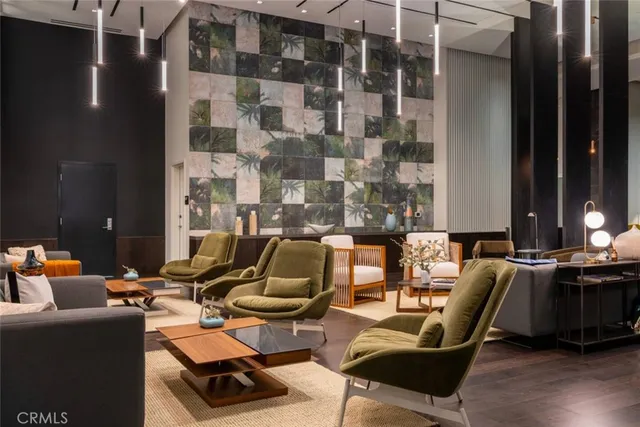 $5,300 | 400 South Broadway, Unit 1601, Los Angeles, CA 90013