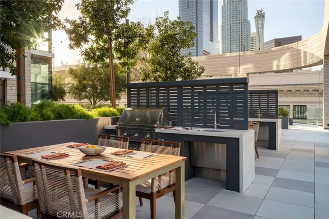 $5,300 | 400 South Broadway, Unit 1601, Los Angeles, CA 90013