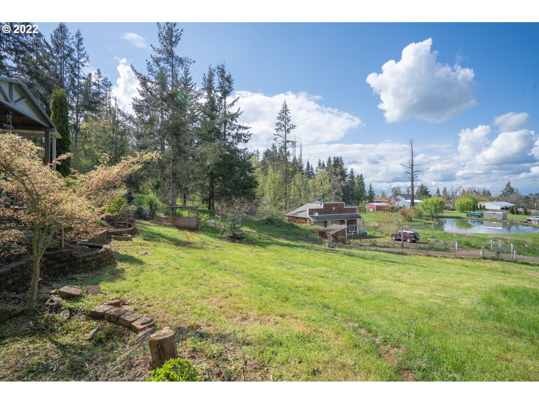 690 Crooked Finger Road Northeast Scotts Mills, OR 97375 - Photo 18 of 30 Gallery Image 18