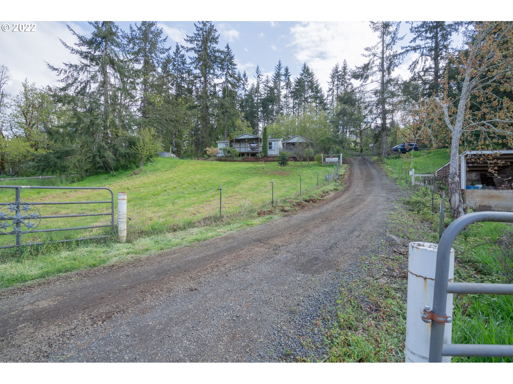 690 Crooked Finger Road Northeast Scotts Mills, OR 97375 - Photo 30 of 30 Gallery Image 30