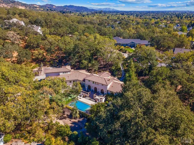 $2,850,000 | 913 Turnberry Court, Windsor, CA 95492