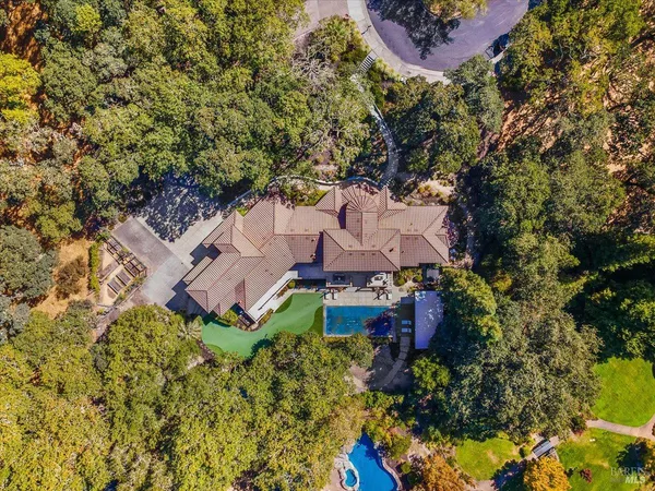 $2,850,000 | 913 Turnberry Court, Windsor, CA 95492